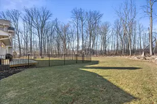 712 W Shady Ln, Mequon, WI 53097 - Photo 43