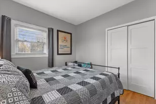 712 W Shady Ln, Mequon, WI 53097 - Photo 35