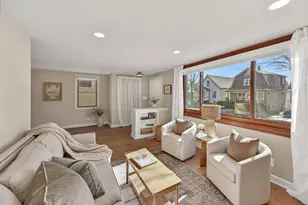 226 E Rosedale Ave, Milwaukee, WI 53207 - Photo 7