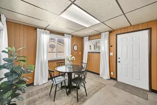 226 E Rosedale Ave, Milwaukee, WI 53207 - Photo 21