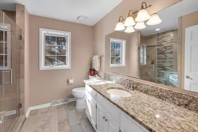 20305  Downing Ct, Brookfield, WI 53045 - Photo 9