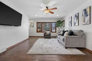 4430 N Brookfield Rd, Brookfield, WI 53045 - Photo 11