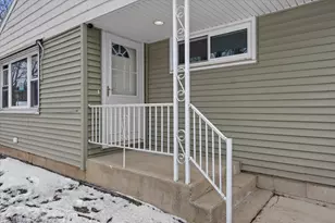 4430 N Brookfield Rd, Brookfield, WI 53045 - Photo 3