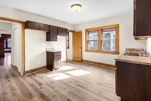 2649 N 45th St, Milwaukee, WI 53210 - Photo 21