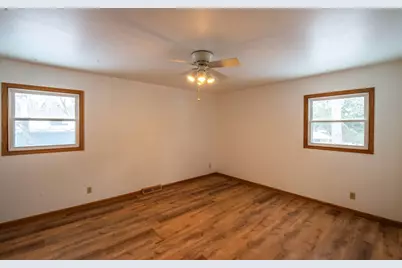 110  Toms Ave, Twin Lakes, WI 53181 - Photo 9