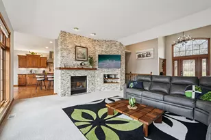 N4985 Arrowhead Trail, Hubbard, WI 53039 - Photo 7