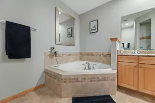 18825 Madeline Ln, Brookfield, WI 53045 - Photo 25