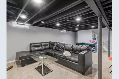 6918 W Grantosa Dr, Milwaukee, WI 53218 - Photo 7