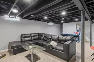 6918 W Grantosa Dr, Milwaukee, WI 53218 - Photo 7