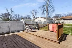 6918 W Grantosa Dr, Milwaukee, WI 53218 - Photo 9