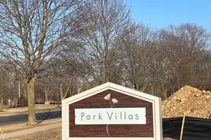 406 Park Villas Circle, Racine, WI 53185 - Photo 5