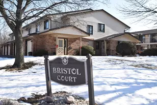 4502 S Green Ridge Cir, Greenfield, WI 53220 - Photo 35