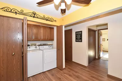 4502 S Greenridge Cir, Greenfield, WI 53220 - Photo 21