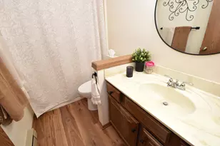 4502 S Green Ridge Cir, Greenfield, WI 53220 - Photo 29