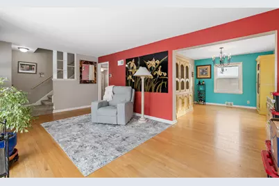 5329 W Nebraska Ave, Milwaukee, WI 53219 - Photo 5