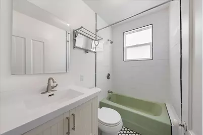 804 E Kewaunee St #806, Milwaukee, WI 53202 - Photo 29