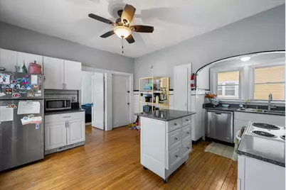 804 E Kewaunee St #806, Milwaukee, WI 53202 - Photo 13