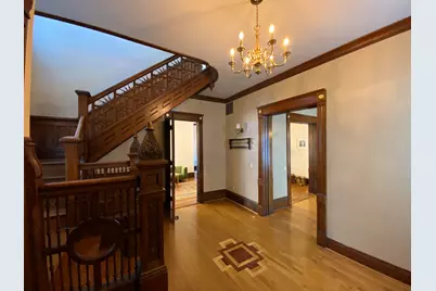 928  King St, La Crosse, WI 54601 - Photo 3