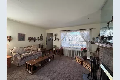 1317  Rawson Ave, South Milwaukee, WI 53172 - Photo 7