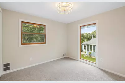 4705  Highland Park Dr, Polk, WI 53086 - Photo 21