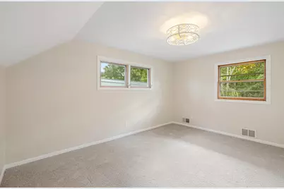 4705  Highland Park Dr, Polk, WI 53086 - Photo 19