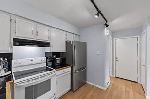 N19W5342 Pierce Ct, Cedarburg, WI 53012 - Photo 9