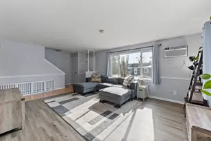 N19W5342 Pierce Ct, Cedarburg, WI 53012 - Photo 3