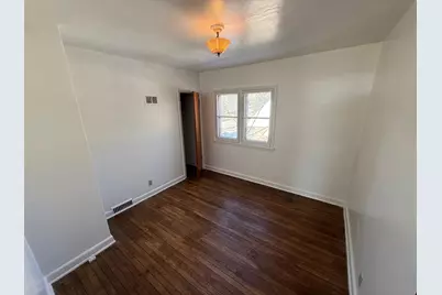 5010 N 49th St, Milwaukee, WI 53218 - Photo 17