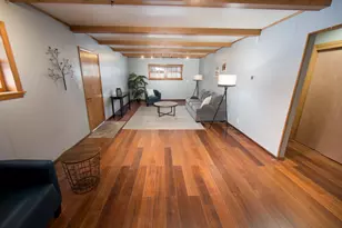 2261 W Kenboern Dr, Glendale, WI 53209 - Photo 15