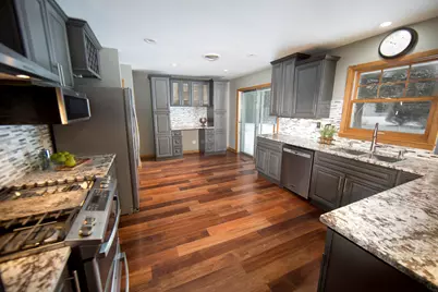 2261 W Kenboern Dr, Glendale, WI 53209 - Photo 7