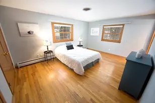 2261 W Kenboern Dr, Glendale, WI 53209 - Photo 11