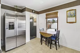 3400 S Princeton Ave, Milwaukee, WI 53215 - Photo 9