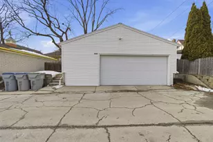 3400 S Princeton Ave, Milwaukee, WI 53215 - Photo 31
