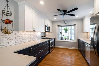 2504 N 89th St, Wauwatosa, WI 53226 - Photo 19