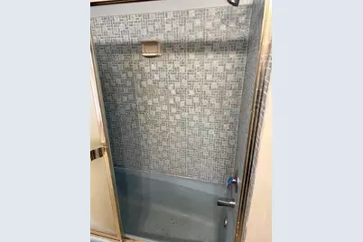 4175 N 22nd St, Milwaukee, WI 53209 - Photo 15