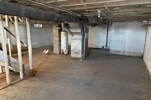 4175 N 22nd St, Milwaukee, WI 53209 - Photo 25