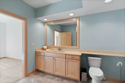 W126N7852  Riverview Ln #51, Menomonee Falls, WI 53051 - Photo 35