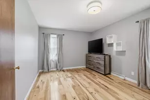 8755 W Meadow Ln, Franklin, WI 53132 - Photo 21