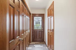 8755 W Meadow Ln, Franklin, WI 53132 - Photo 33