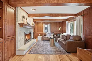 8755 W Meadow Ln, Franklin, WI 53132 - Photo 9