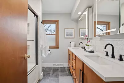 8755 W Meadow Ln, Franklin, WI 53132 - Photo 29