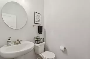 532 Wild Oak Rd, Hartland, WI 53029 - Photo 15