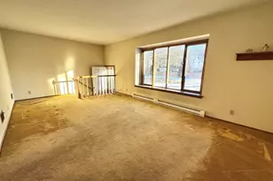 3127 W Canterbury Rd, Greenfield, WI 53221 - Photo 5