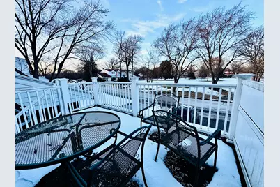 3127 W Canterbury Rd, Greenfield, WI 53221 - Photo 9