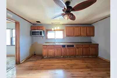 1929 N 18th St, Milwaukee, WI 53205 - Photo 3