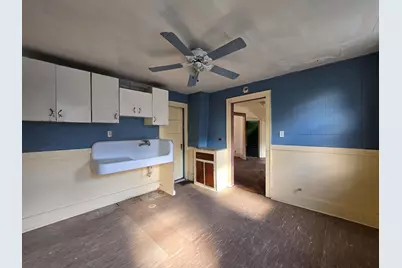 1929 N 18th St, Milwaukee, WI 53205 - Photo 17