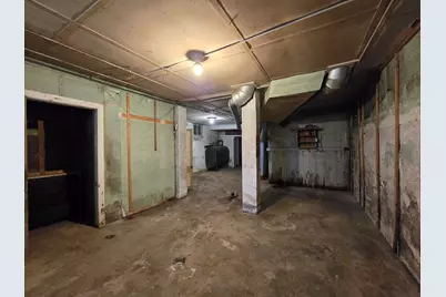 1929 N 18th St, Milwaukee, WI 53205 - Photo 31