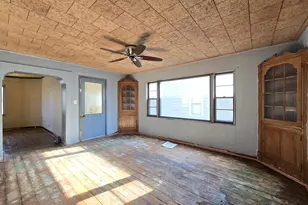 1929 N 18th St, Milwaukee, WI 53205 - Photo 5