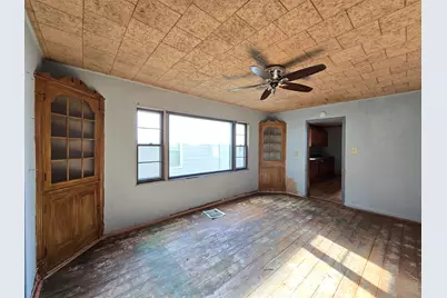 1929 N 18th St, Milwaukee, WI 53205 - Photo 7