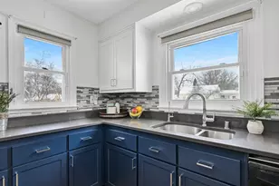 8202 W Center St, Milwaukee, WI 53222 - Photo 15